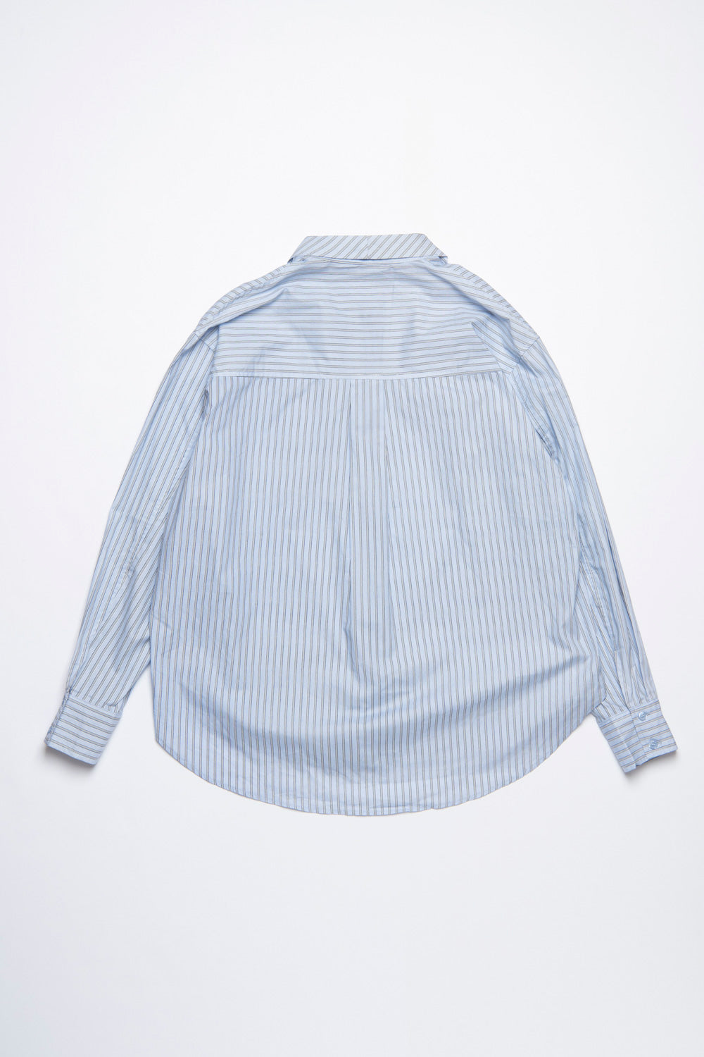 Stripe bow tie shirt