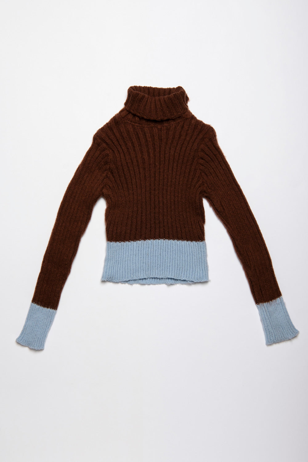 Two-tone turtleneck knit