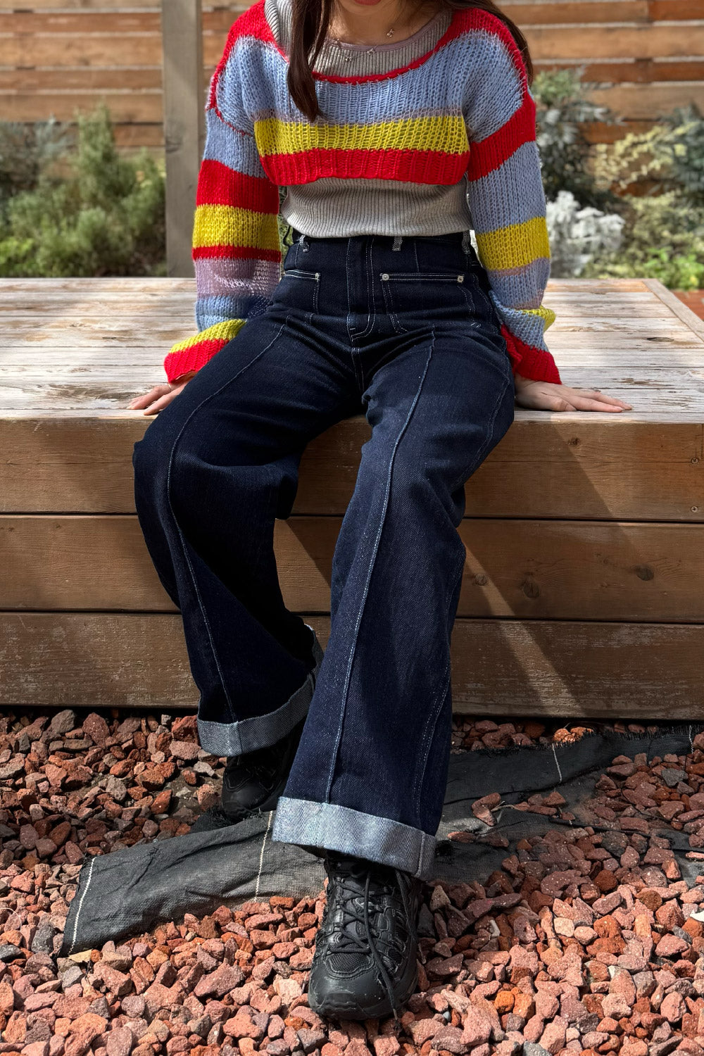 Multi border short knit