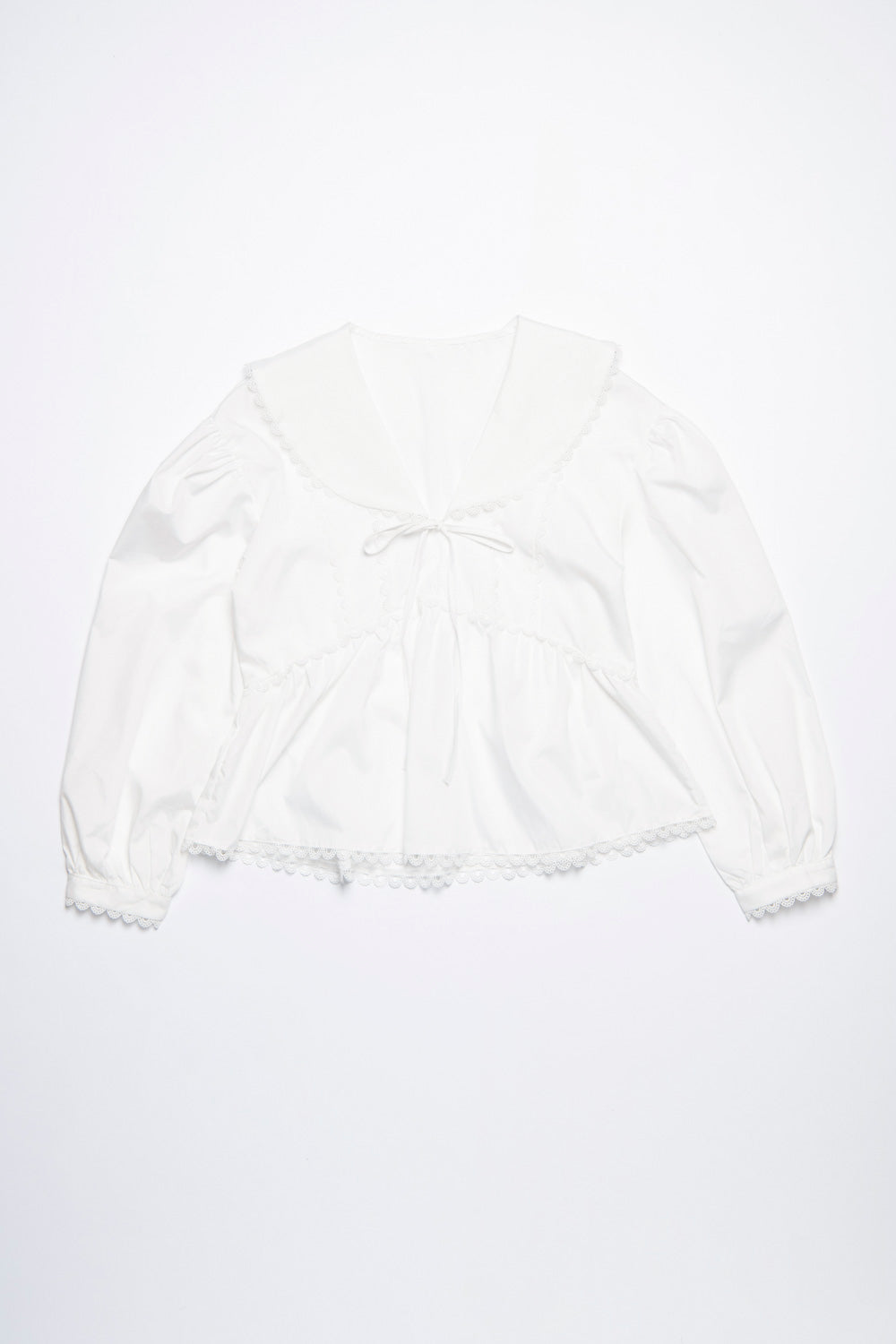 Big collar blouse