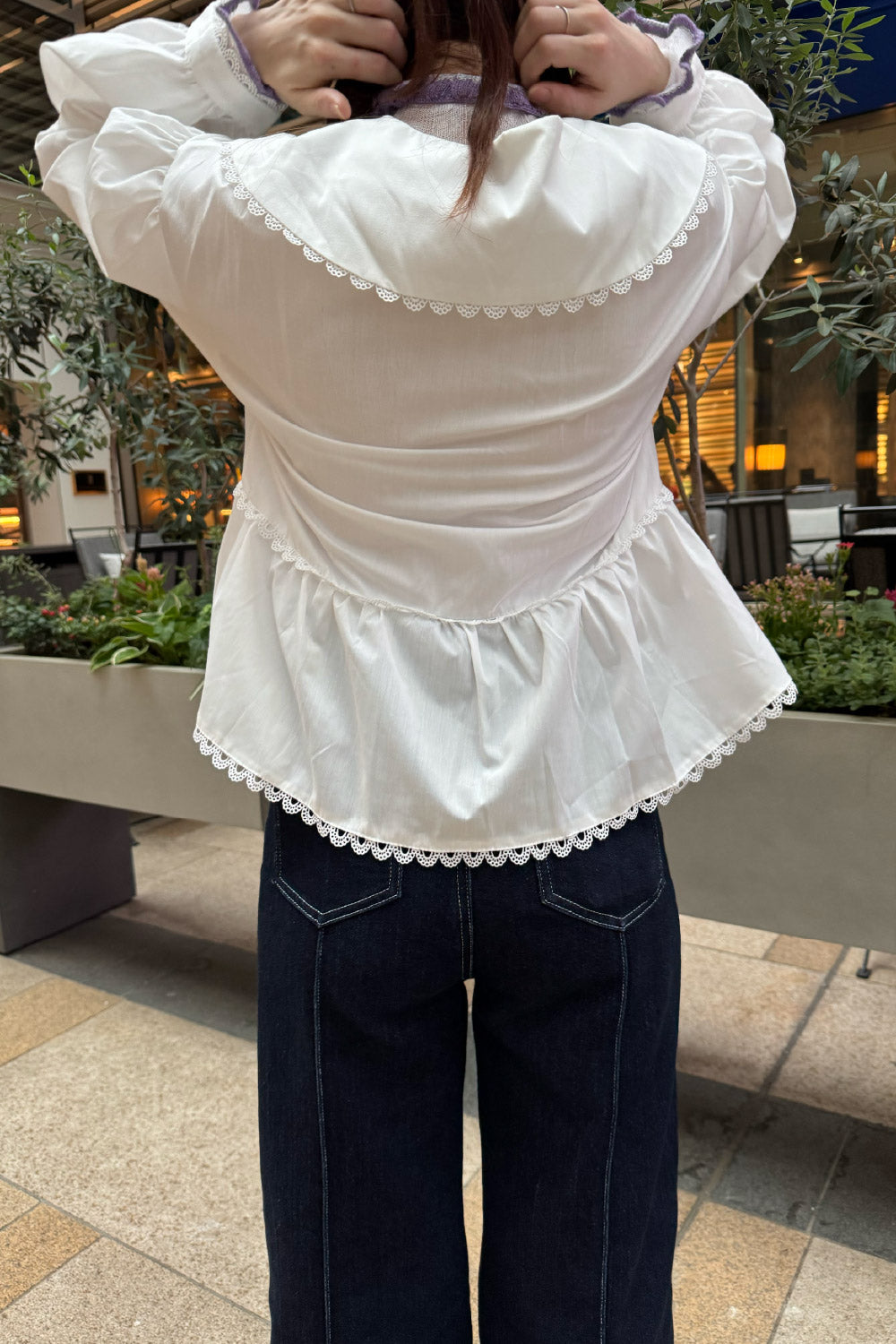 Big collar blouse