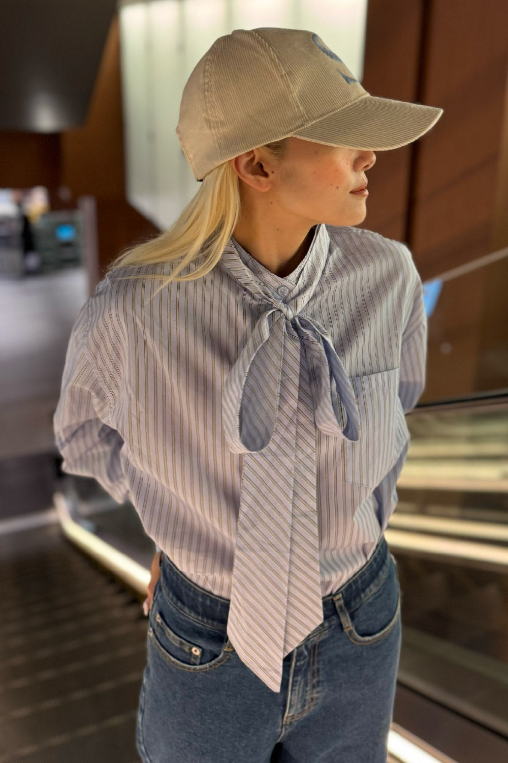 Stripe bow tie shirt