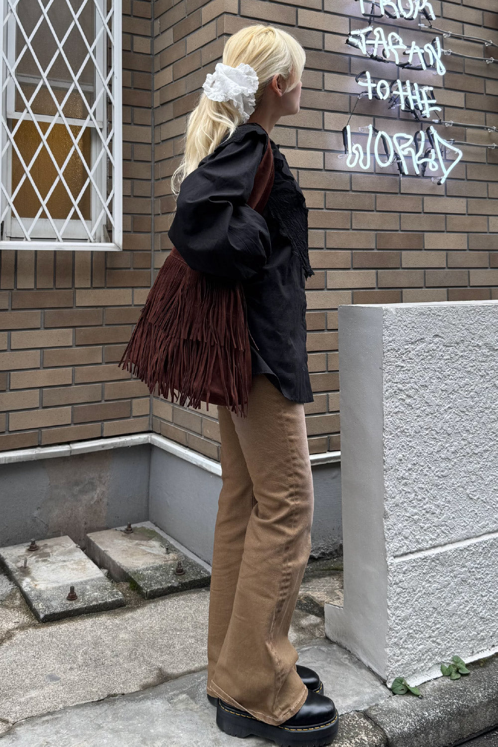 Big collar lace blouse