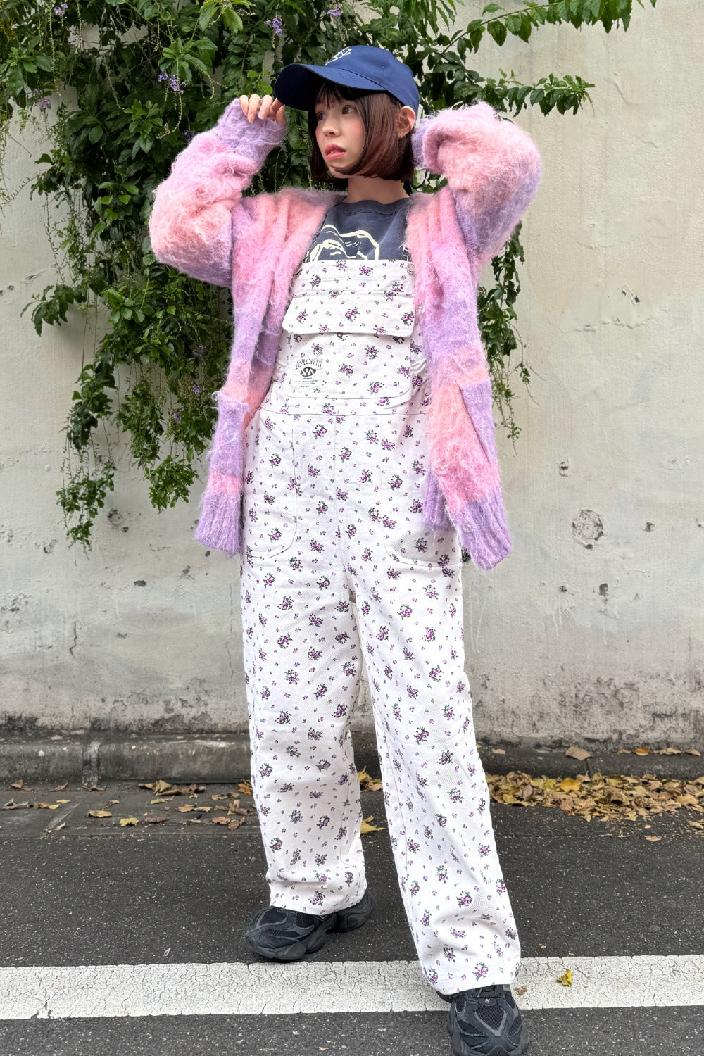 Small floral pattern overall