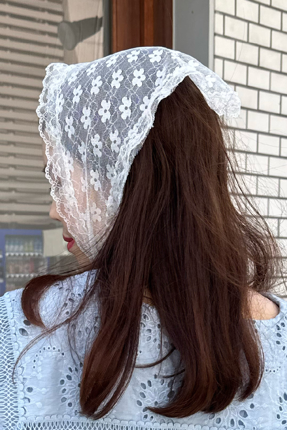 Lace Triangle Bandage