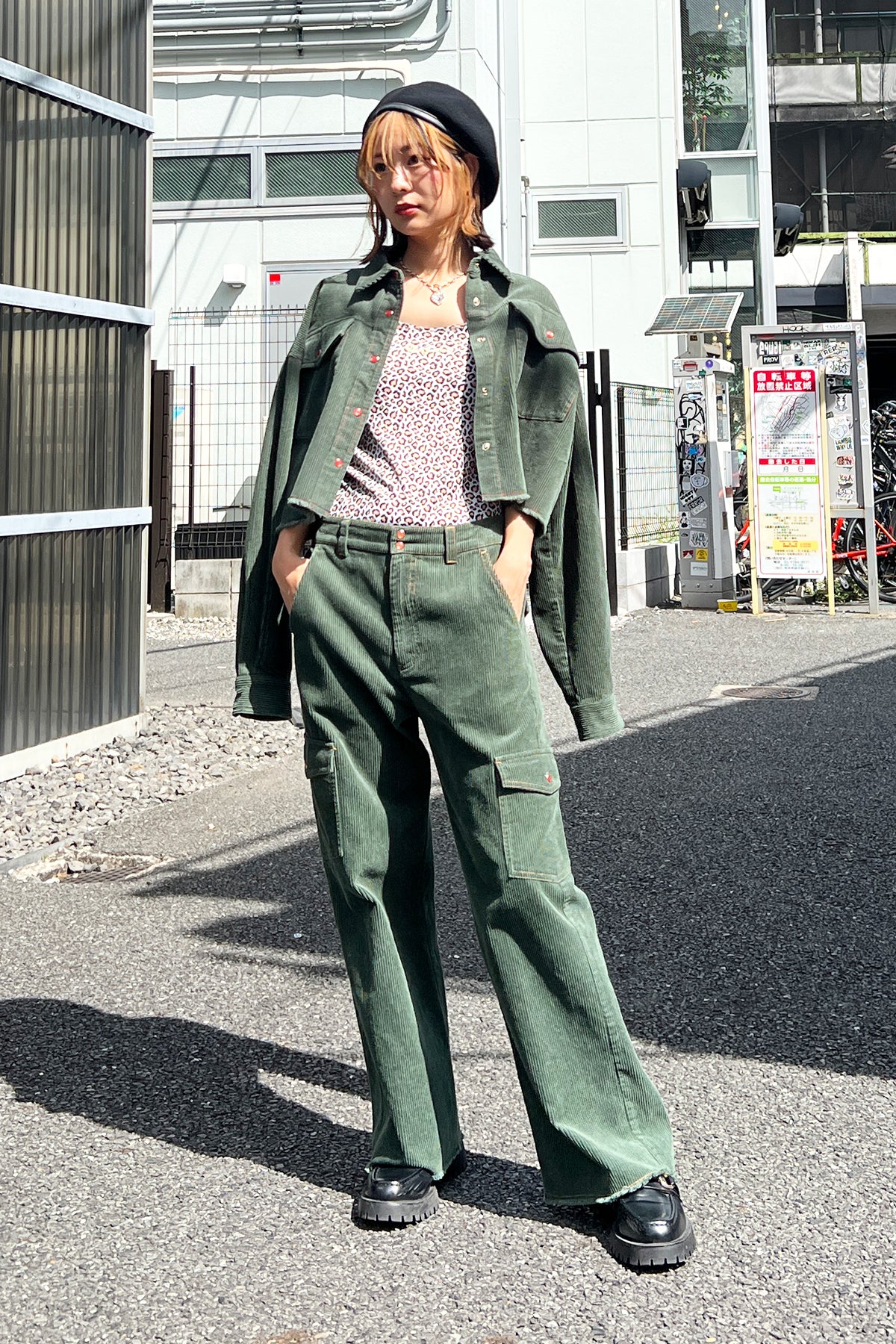Laid Back Corduroy Shirt / Green
