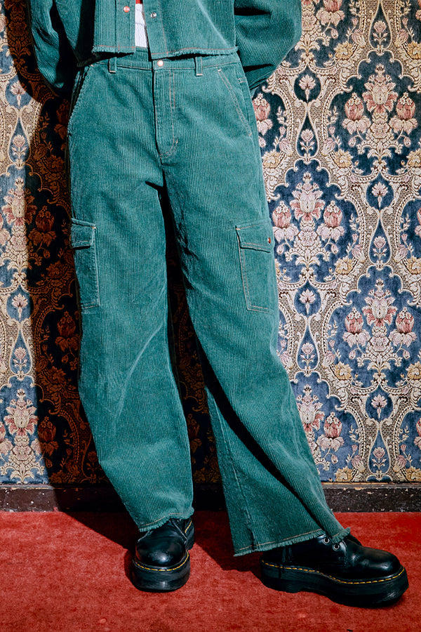 Laid Back Corduroy Pants / Green